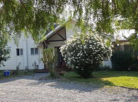 CURACAVI, VENTA HERMOSA CASA EN CONDOMINIO BOSQUES DE MIRAFLORES